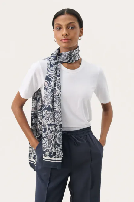 Hovedbilde Najia Skjerf Navy Paisley Print Part Two